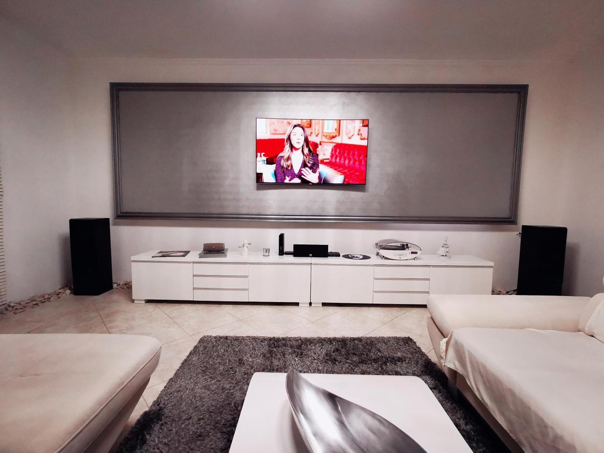 Luxury Basement In The Surrounding Of Budapest Apartment Mogyorod Exterior photo